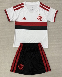 2627 Flamenco away kids